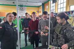 b6149044-729f-4108-8f76-428eb64f5cc4